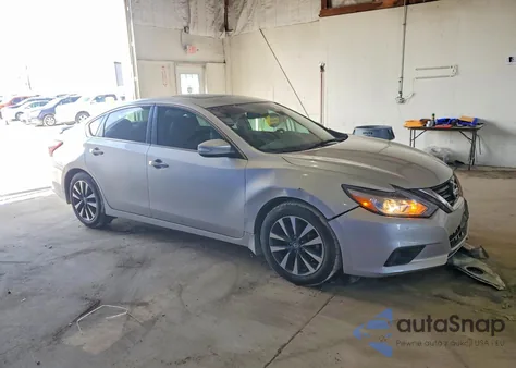 2016 Nissan Altima 2.5 из США, поврежденный, VIN 1N4AL3AP9GC122590